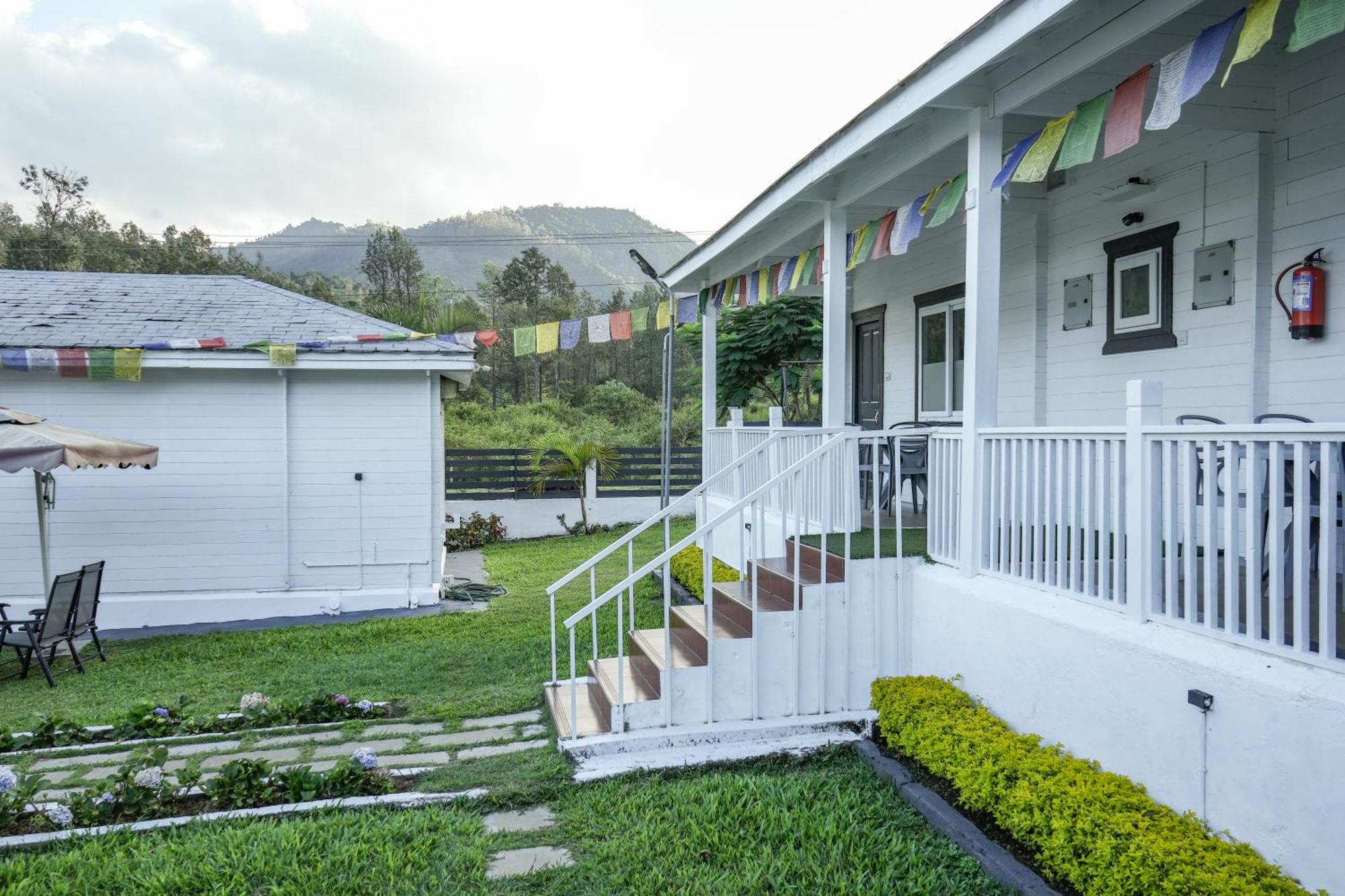 The Door To Nirvana Cottages クーヌール エクステリア 写真