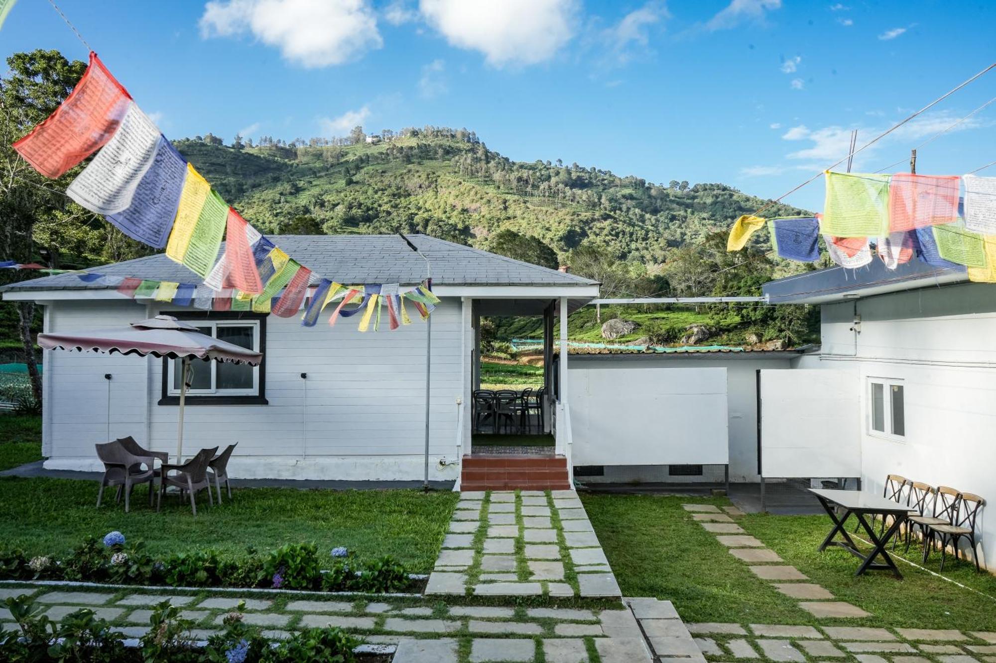 The Door To Nirvana Cottages クーヌール エクステリア 写真